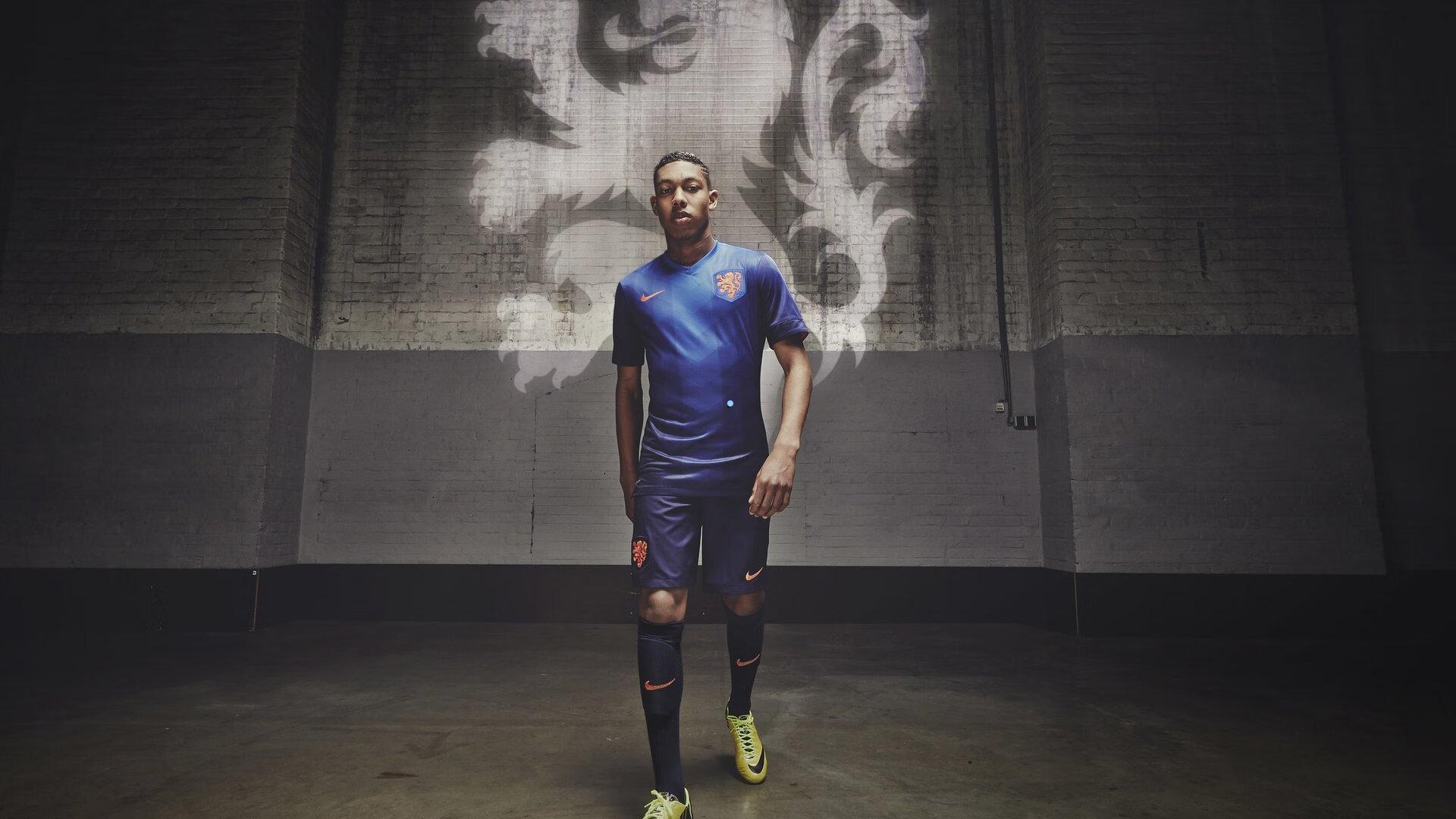 「盘活全队」的艺术，凯德-坎宁安用全能风暴引领底特律复兴之路