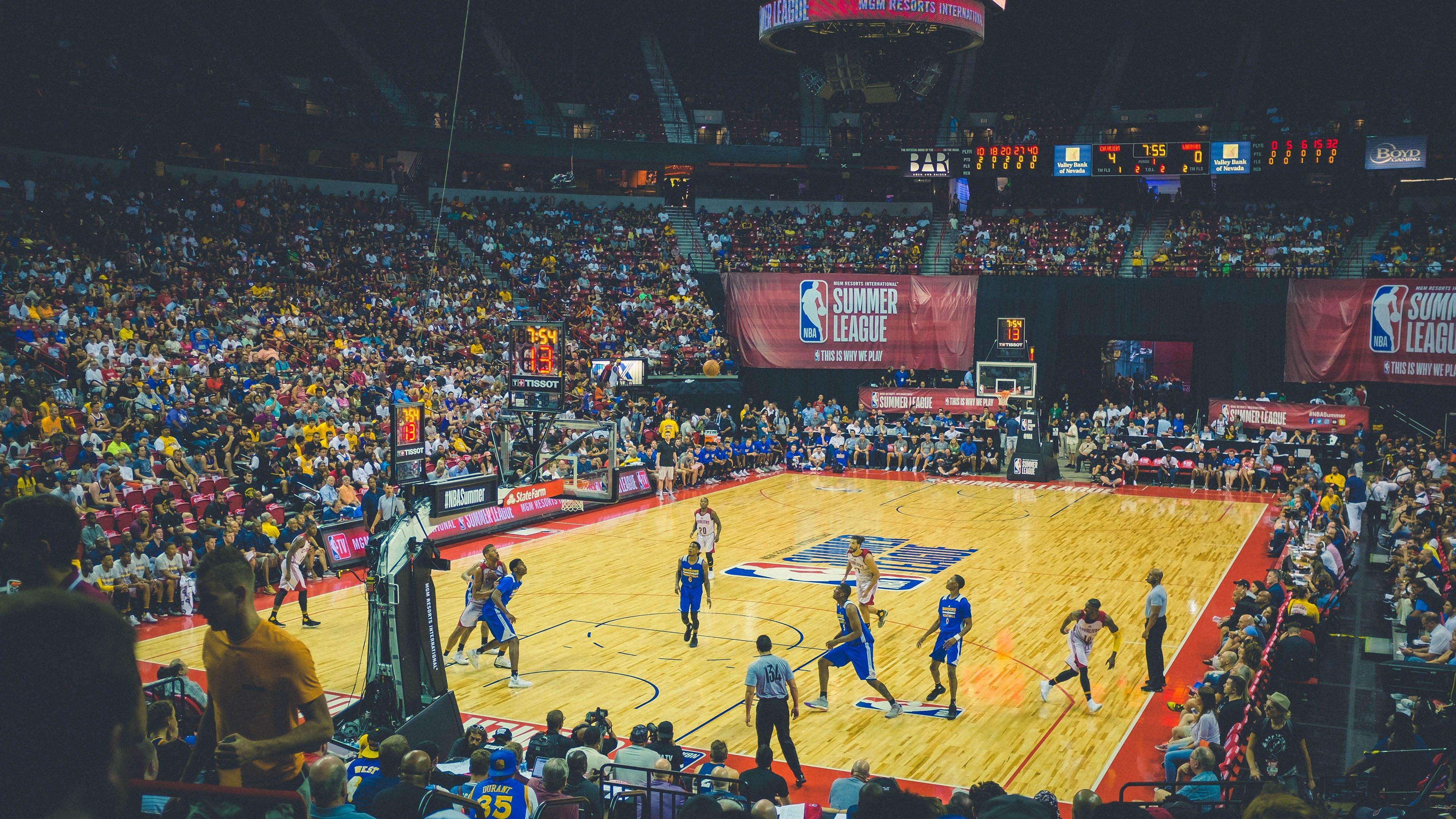 罗西公开呼吁卡里克，考虑将麦克托米奈带回阵容以强化中场