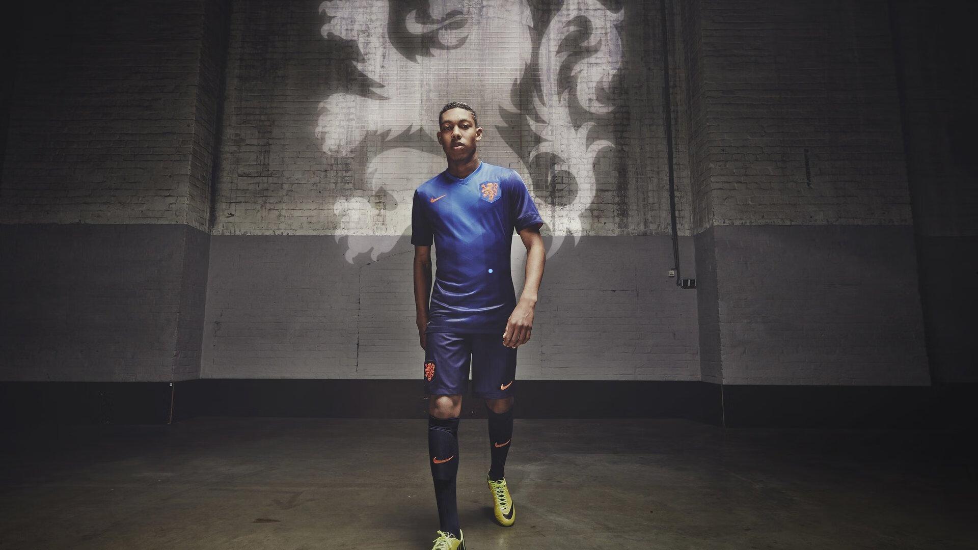 比萨足球俱乐部官方宣布签下洛约拉，先租后买总价1125万欧元